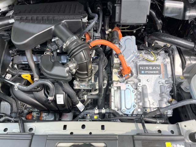 Nissan AURA 2023-06 181364-18