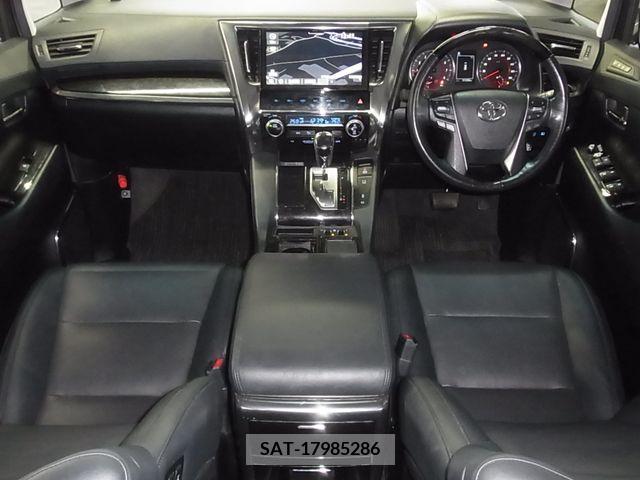 Toyota ALPHARD 2018-10 217902-2