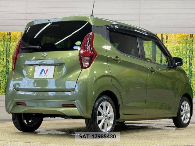 Nissan DAYZ 2019-10 359004-16