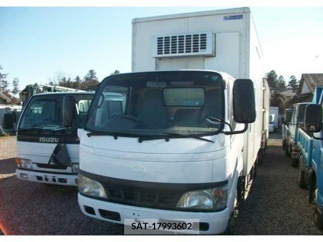 Hino DUTRO 2003-12 320352-0