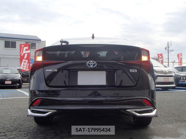 Toyota PRIUS 2019-02 322615-6