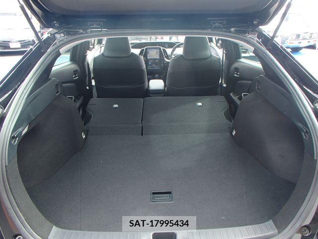 Toyota PRIUS 2019-02 322615-15