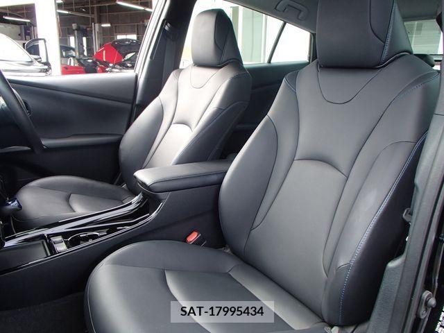 Toyota PRIUS 2019-02 322615-12