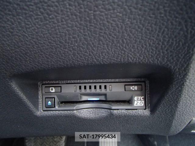 Toyota PRIUS 2019-02 322615-18