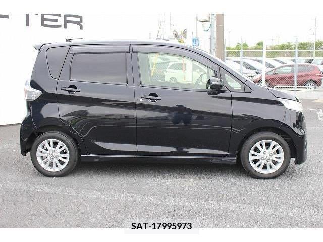 Nissan DAYZ 2015-01 266520-9