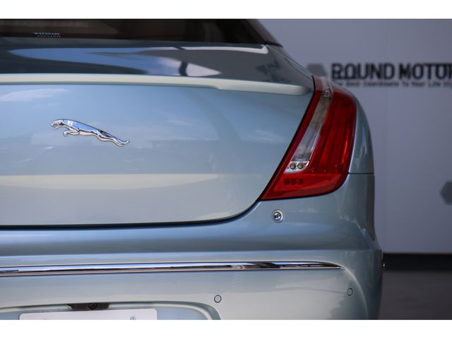 Jaguar XJ SERIES 2014-08 11935-7