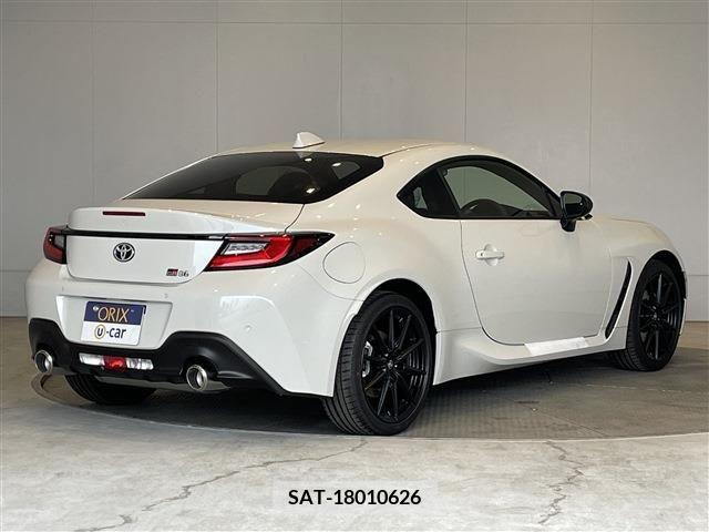 Toyota 86 2024-02 222055-1