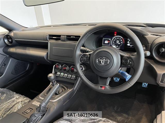 Toyota 86 2024-02 222055-2