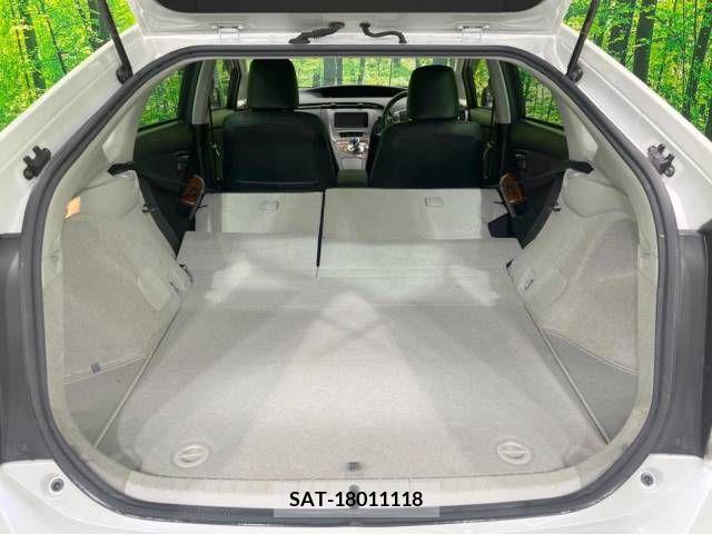 Toyota PRIUS 2015-03 329014-10