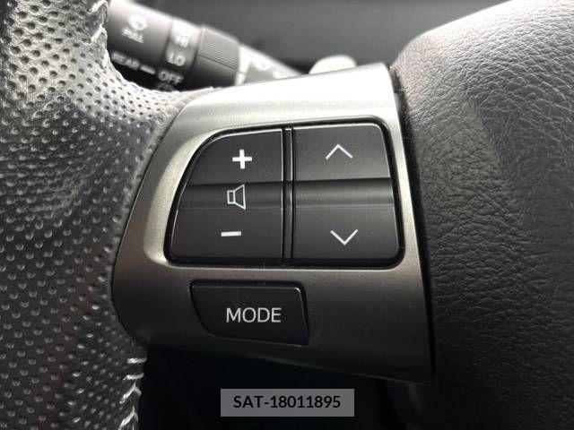 Toyota VOXY 2012-07 289211-5