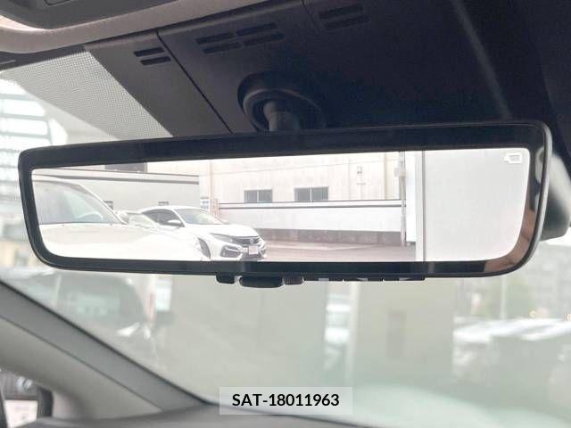 Toyota PRIUS 2023-05 333060-3