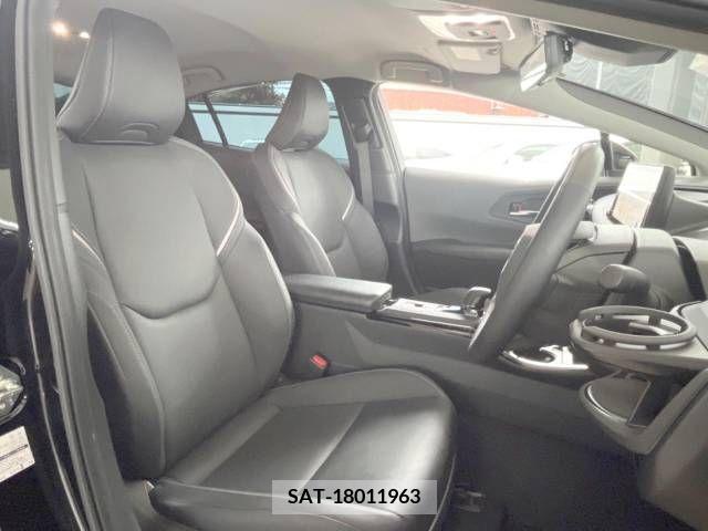 Toyota PRIUS 2023-05 333060-9