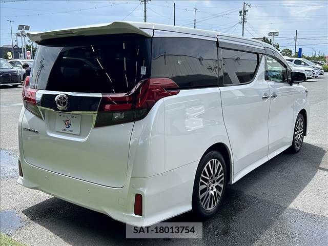 Toyota ALPHARD 2016-06 354979-13