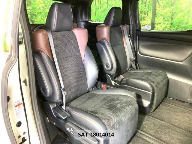 Toyota ALPHARD 2016-10 338872-9