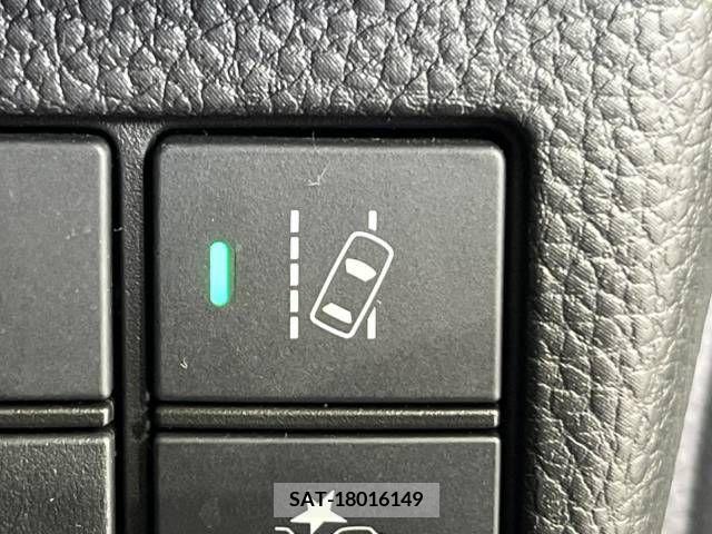 Honda N BOX CUSTOM 2019-01 223212-8