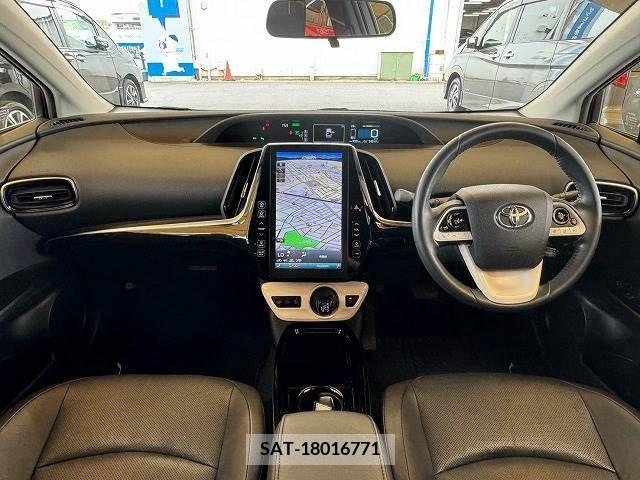 Toyota PRIUS PHV 2017-03 378283-1