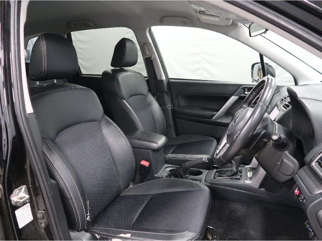 Subaru FORESTER 2018-06 16923-3