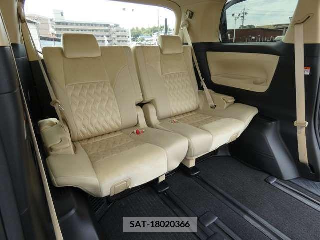 Toyota ALPHARD 2022-01 387353-24