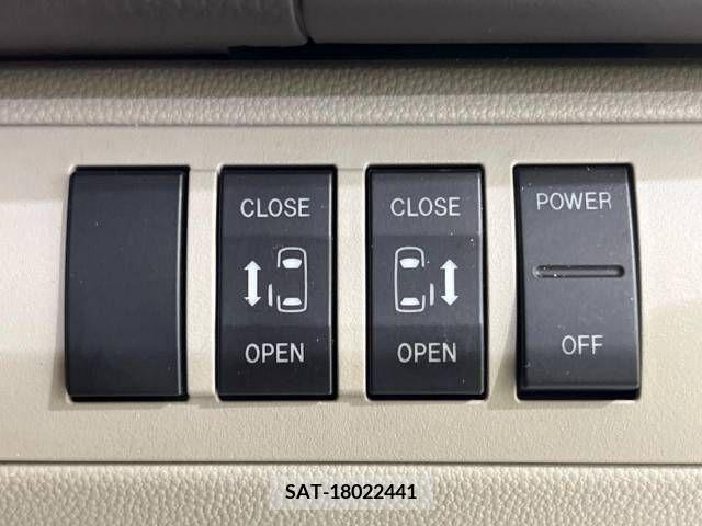 Mazda MPV 2008-01 310917-6