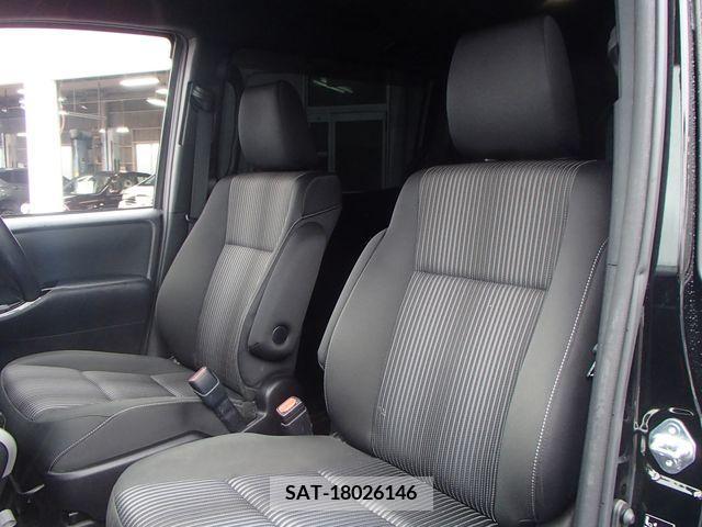 Toyota VOXY 2018-03 321570-9