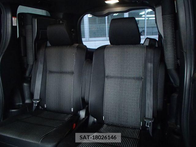 Toyota VOXY 2018-03 321570-10