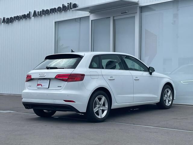 Audi A3 2019-10 23571-5