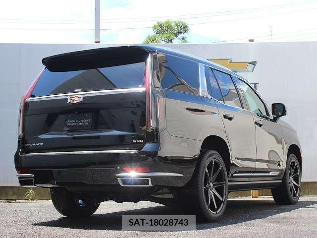 Cadillac ESCALADE 2021-09 207761-2