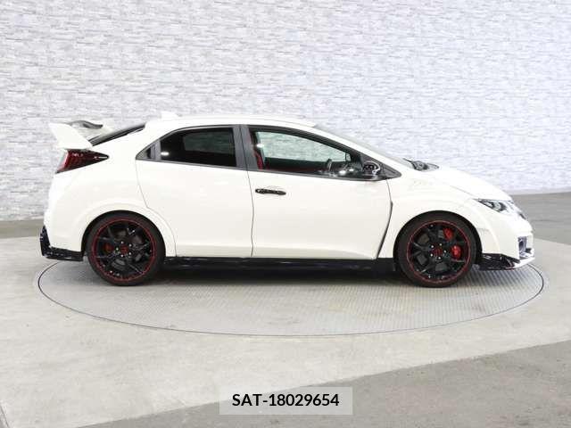 Honda CIVIC 2016-03 332487-11
