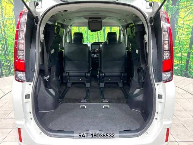 Toyota ESQUIRE 2015-06 337801-12