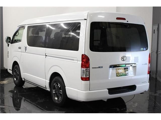 Toyota REGIUSACE VAN 2019-03 23426-10
