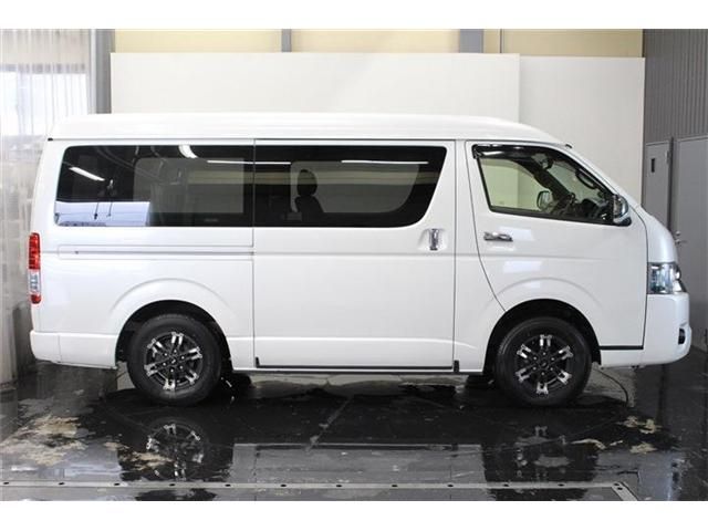 Toyota REGIUSACE VAN 2019-03 23426-6