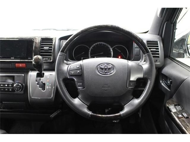 Toyota REGIUSACE VAN 2019-03 23426-23