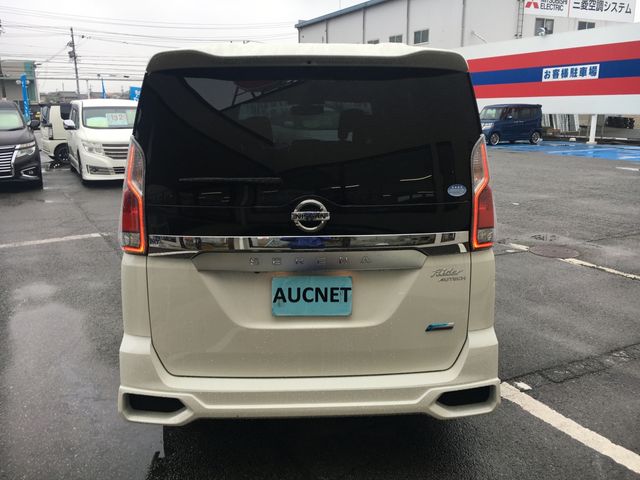 Nissan SERENA 2017-04 23051-4