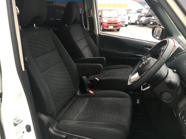 Nissan SERENA 2017-04 23051-8