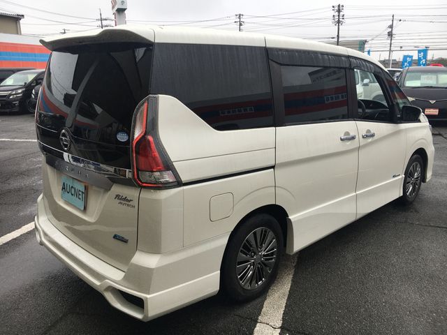 Nissan SERENA 2017-04 23051-3