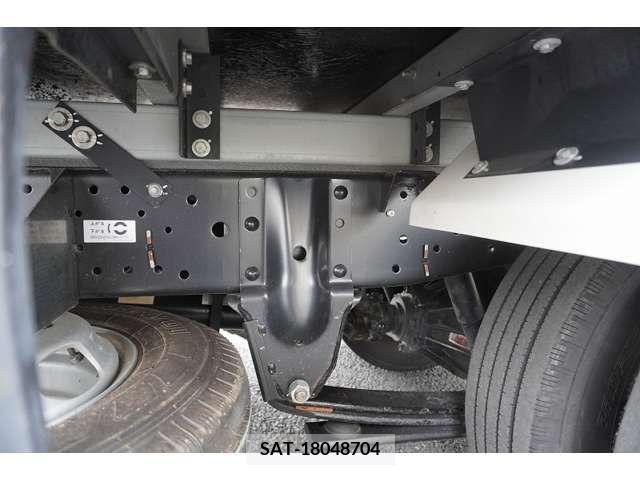 Isuzu ELF TRUCK 2018-07 396450-9