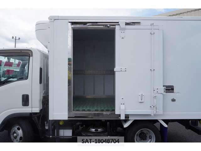 Isuzu ELF TRUCK 2018-07 396450-16