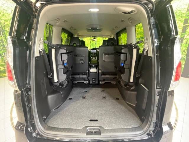 Nissan SERENA 2016-12 11765-11