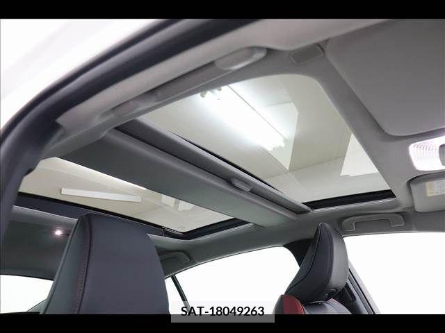 Toyota PRIUS 2023-08 203494-1