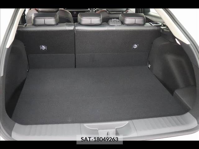 Toyota PRIUS 2023-08 203494-13