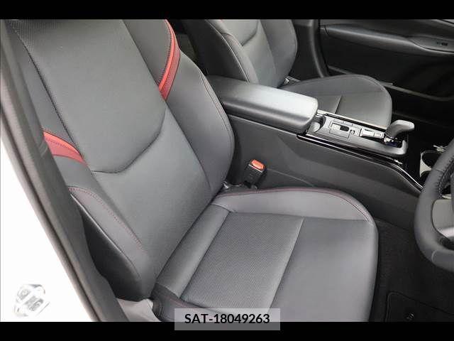 Toyota PRIUS 2023-08 203494-10