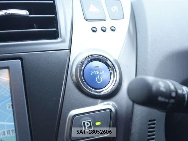 Toyota PRIUS ALPHA 2013-11 381883-17