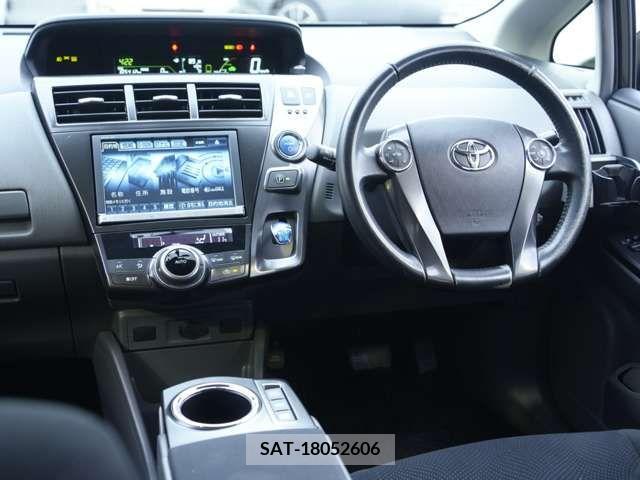Toyota PRIUS ALPHA 2013-11 381883-16