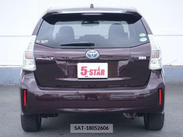 Toyota PRIUS ALPHA 2013-11 381883-12