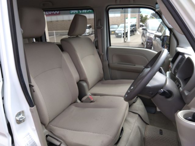 Mitsubishi TOWN BOX 2019-02 22461-8