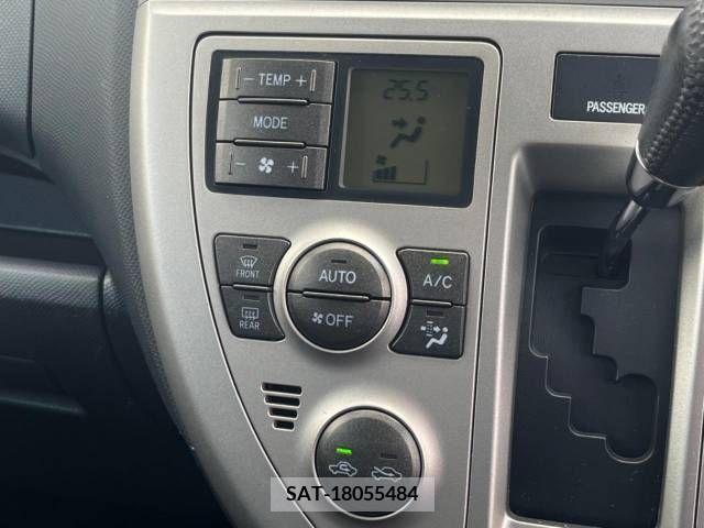 Toyota RACTIS 2010-03 313653-5