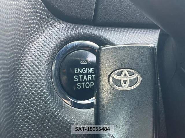 Toyota RACTIS 2010-03 313653-3