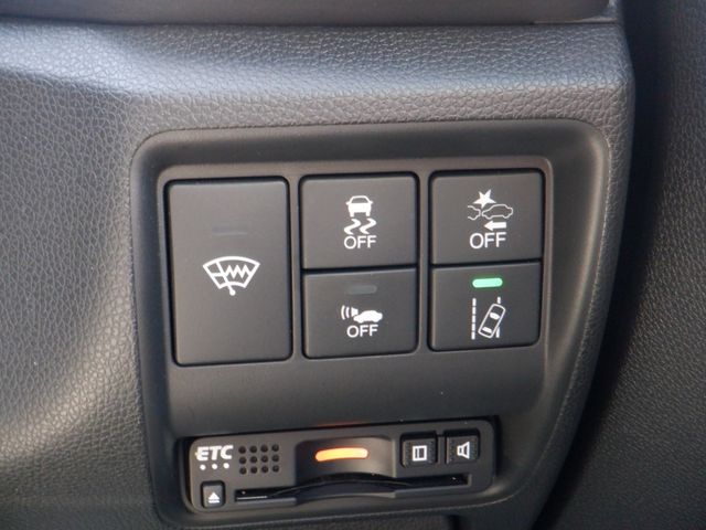 Honda GRACE 2018-07 6033-8