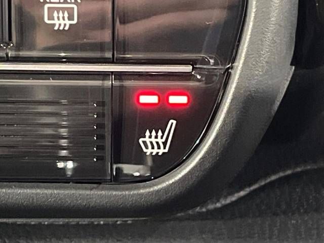 Honda N BOX CUSTOM 2020-02 180925-7