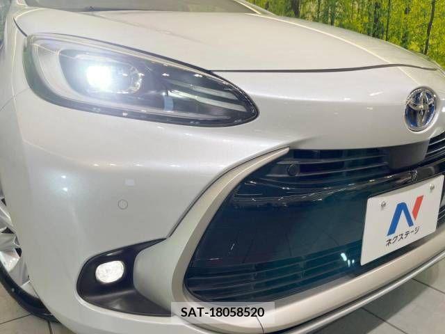 Toyota AQUA 2022-02 338172-12